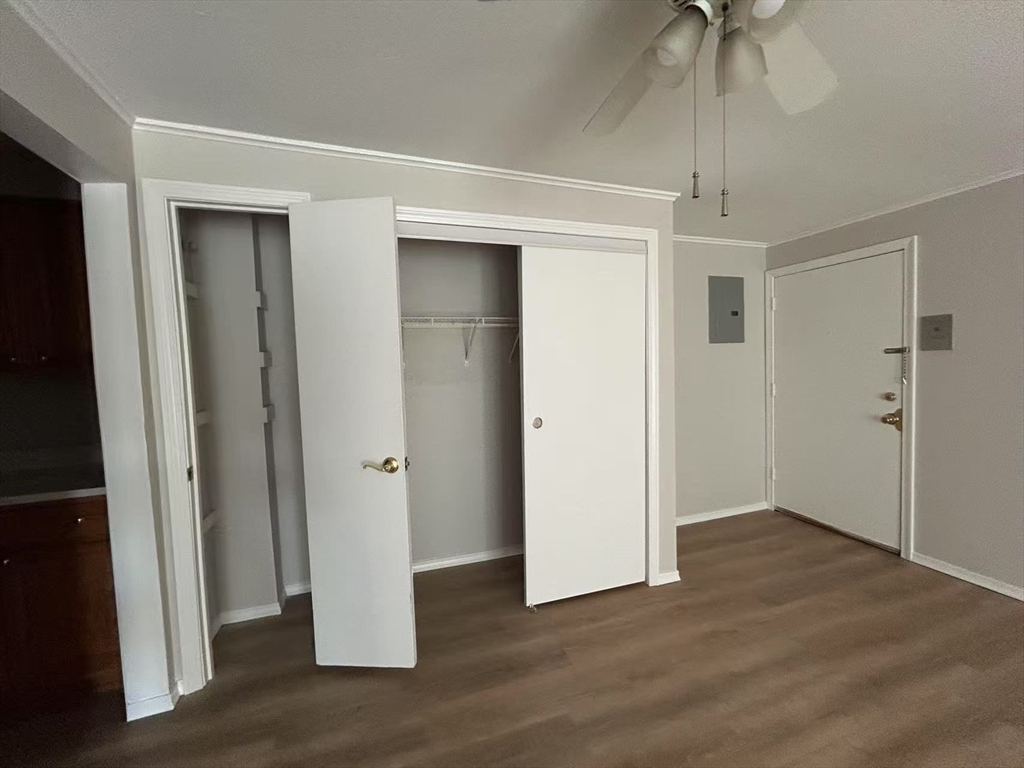 180 Main Street 6305