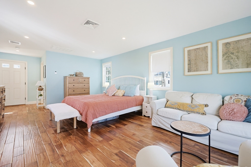 549 Summer St, Brockton, MA Photo #17