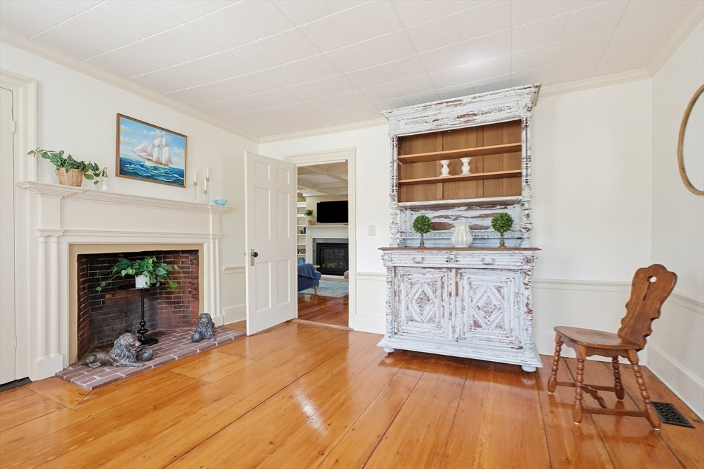 549 Summer St, Brockton, MA Photo #25
