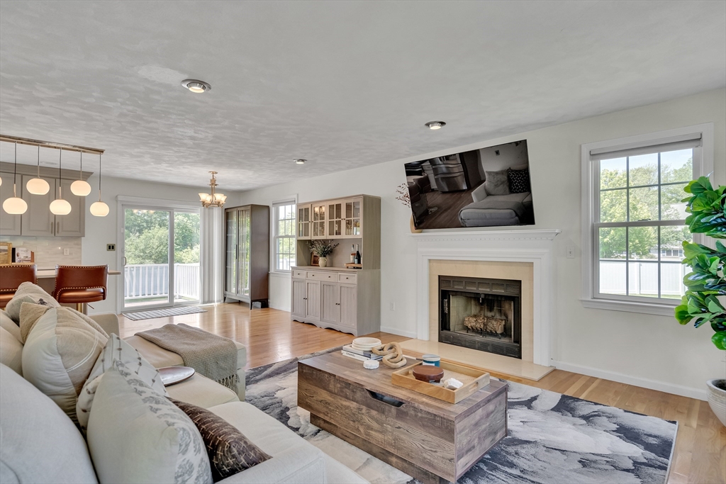 7 Sequoia Dr