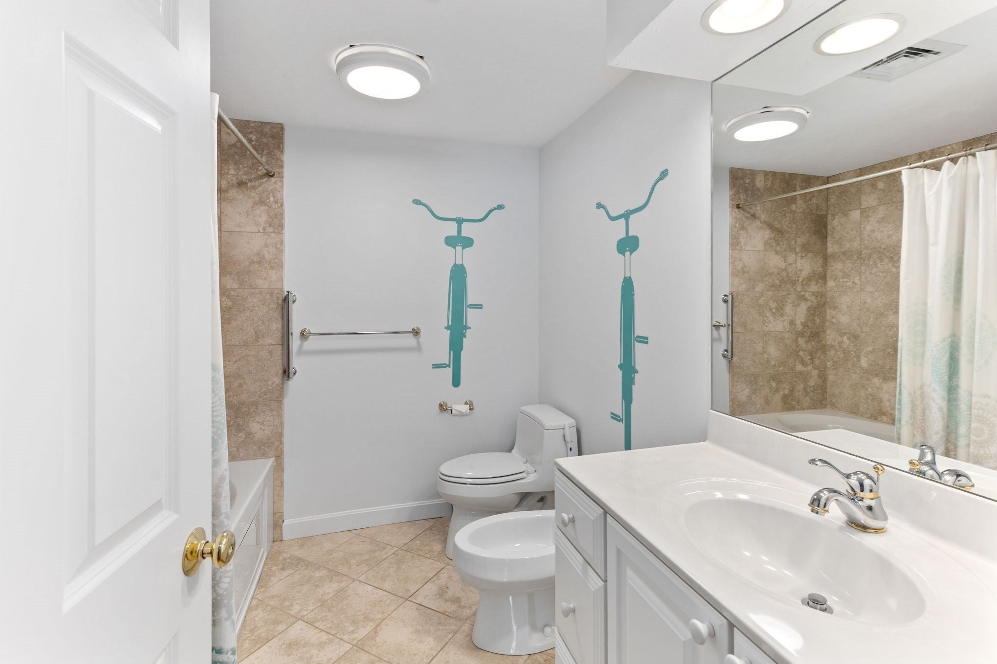 62A Grand Ave #62A, Falmouth, MA Photo #23