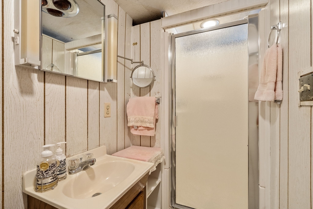 35 Charon Ter, South Hadley, MA, 35 Charon Ter, South Hadley, MA Photo #27
