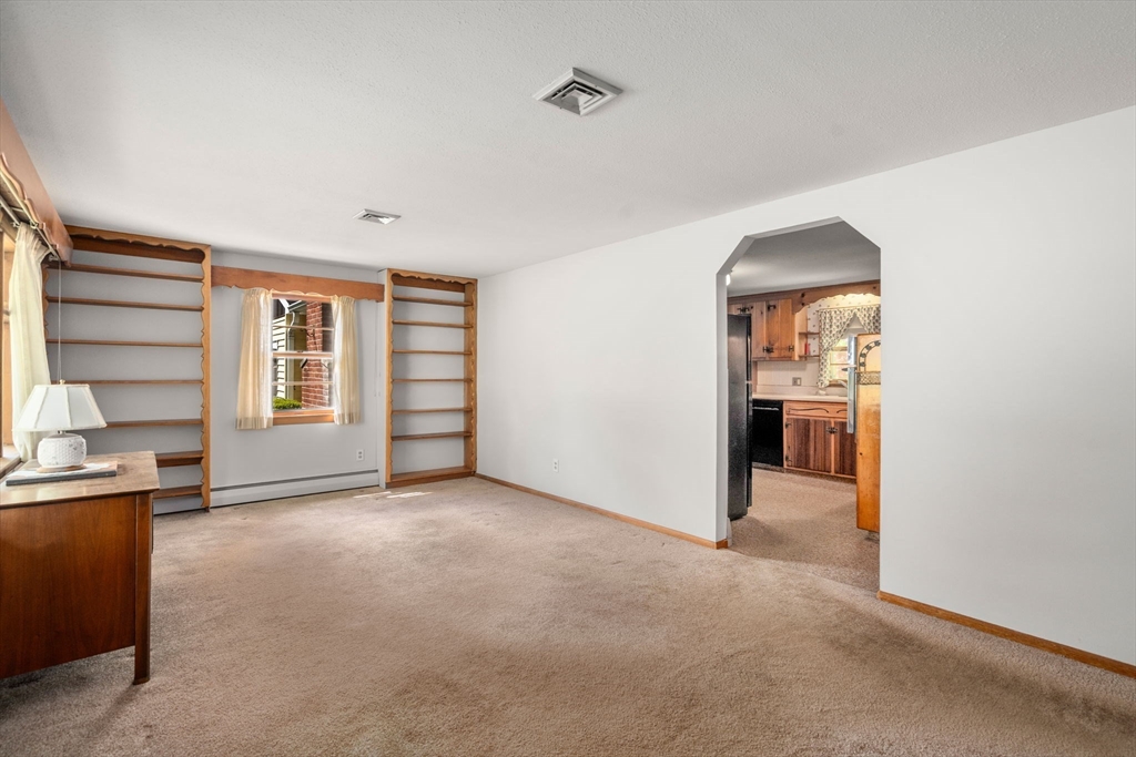 35 Charon Ter, South Hadley, MA, 35 Charon Ter, South Hadley, MA Photo #5