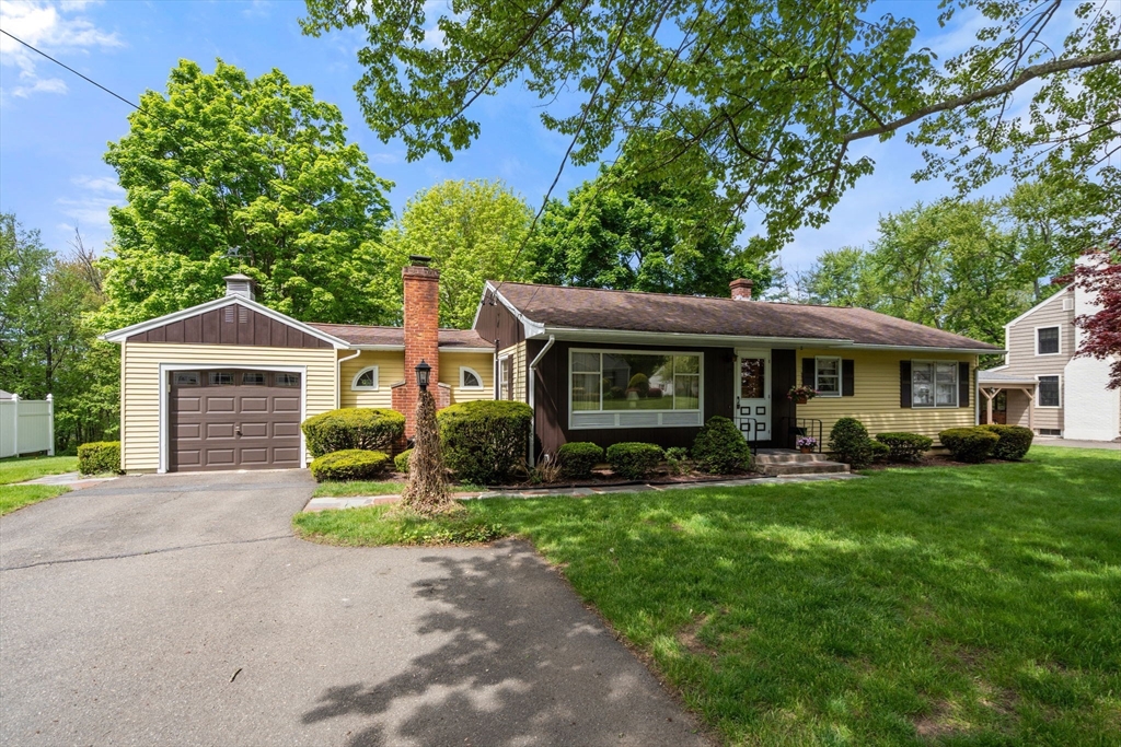35 Charon Ter, South Hadley, MA, 35 Charon Ter, South Hadley, MA Photo #3