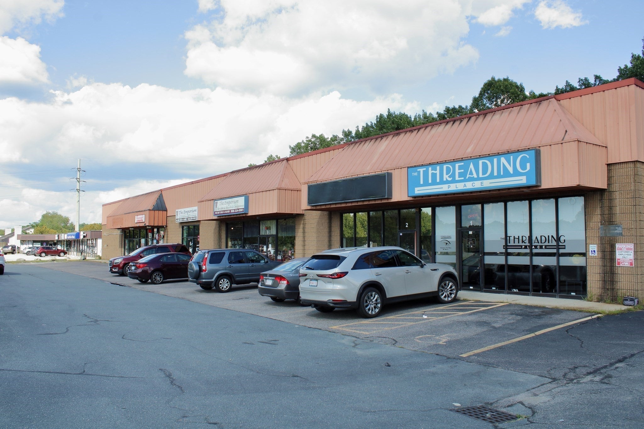 79 Swansea Mall Drive 6