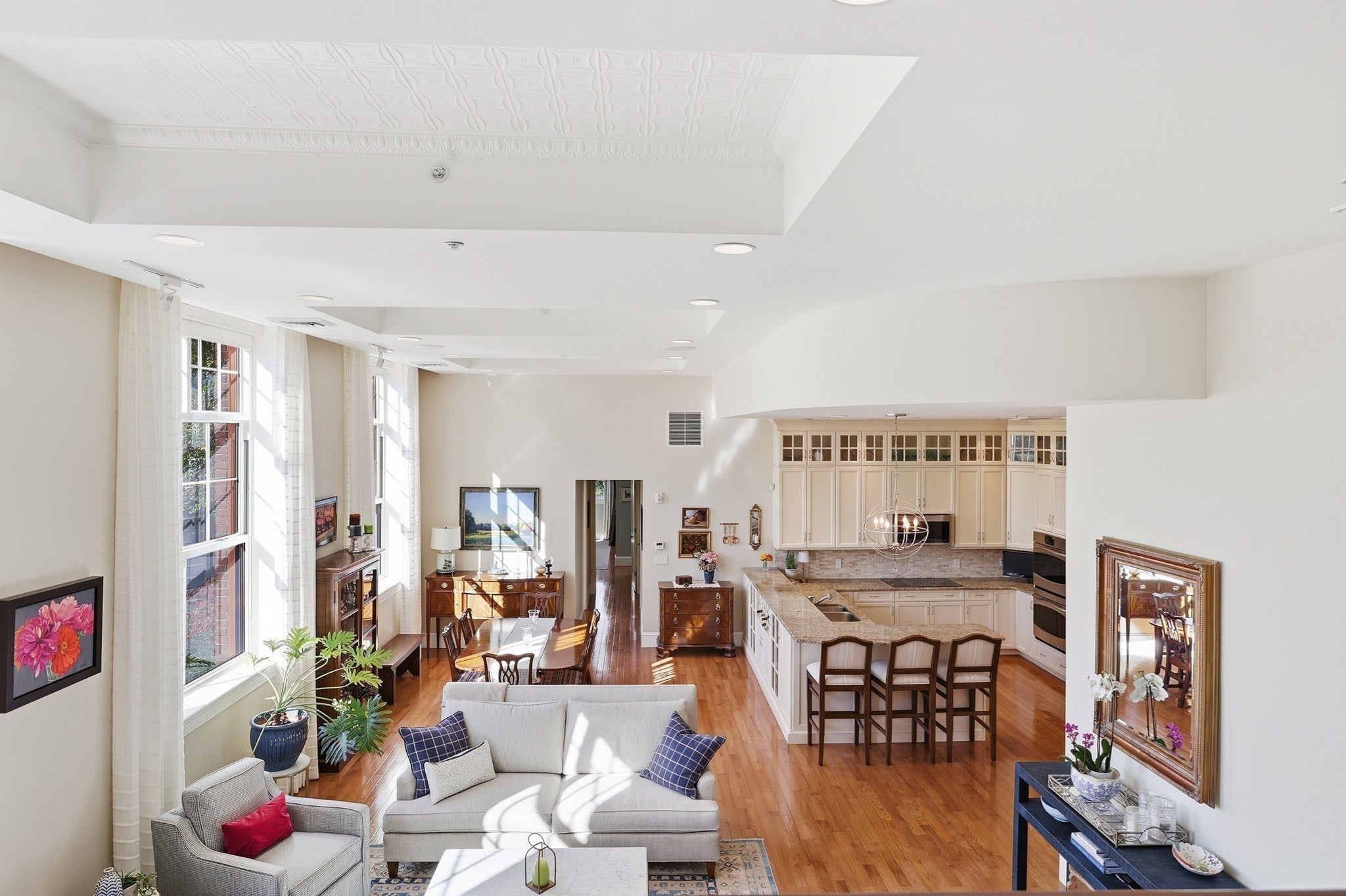 33 Forest Street 206