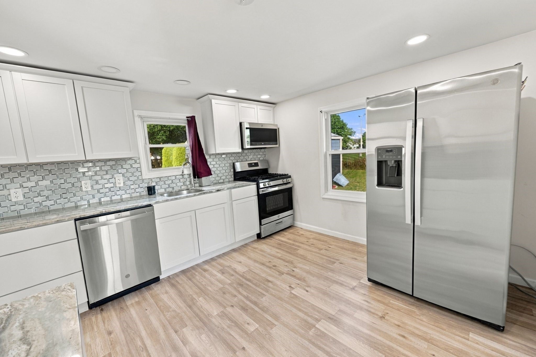 196 Clarendon Ave, Chicopee, MA, 196 Clarendon Ave, Chicopee, MA Photo #24