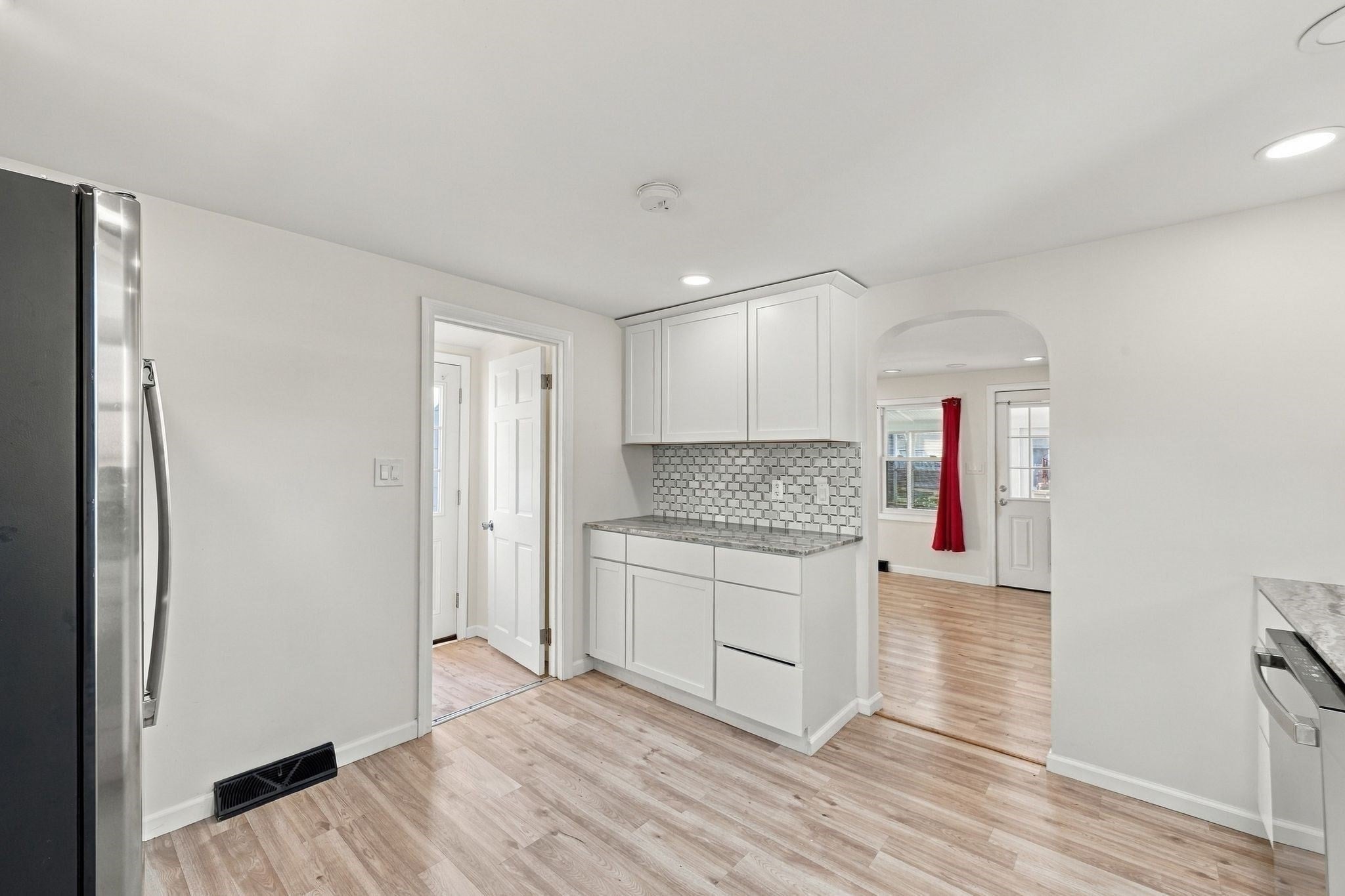 196 Clarendon Ave, Chicopee, MA, 196 Clarendon Ave, Chicopee, MA Photo #23