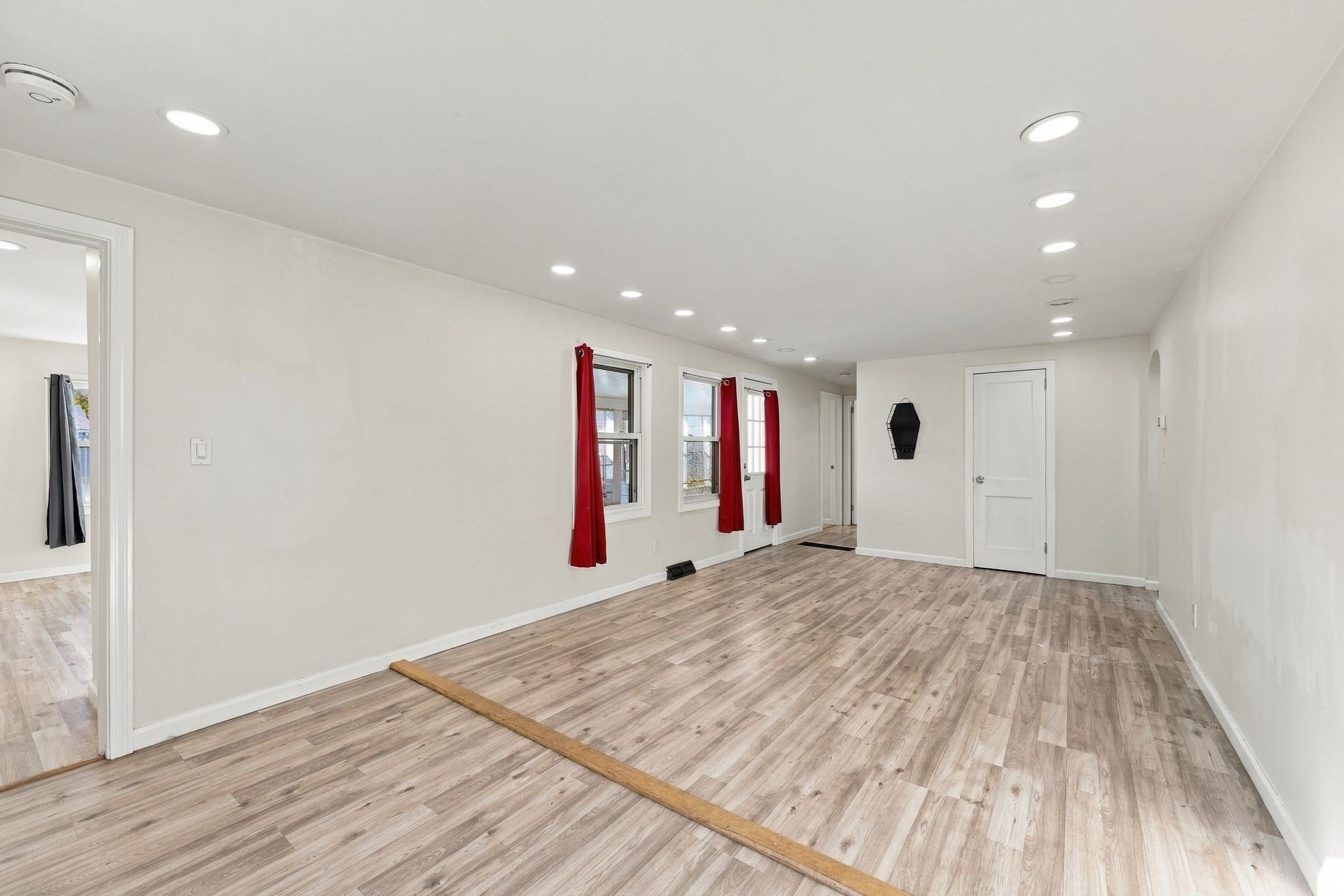 196 Clarendon Ave, Chicopee, MA, 196 Clarendon Ave, Chicopee, MA Photo #6