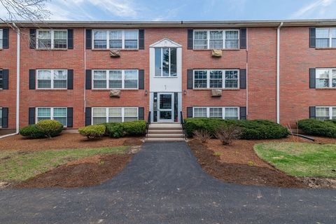 1 Tara Dr 10 Weymouth MA 02188