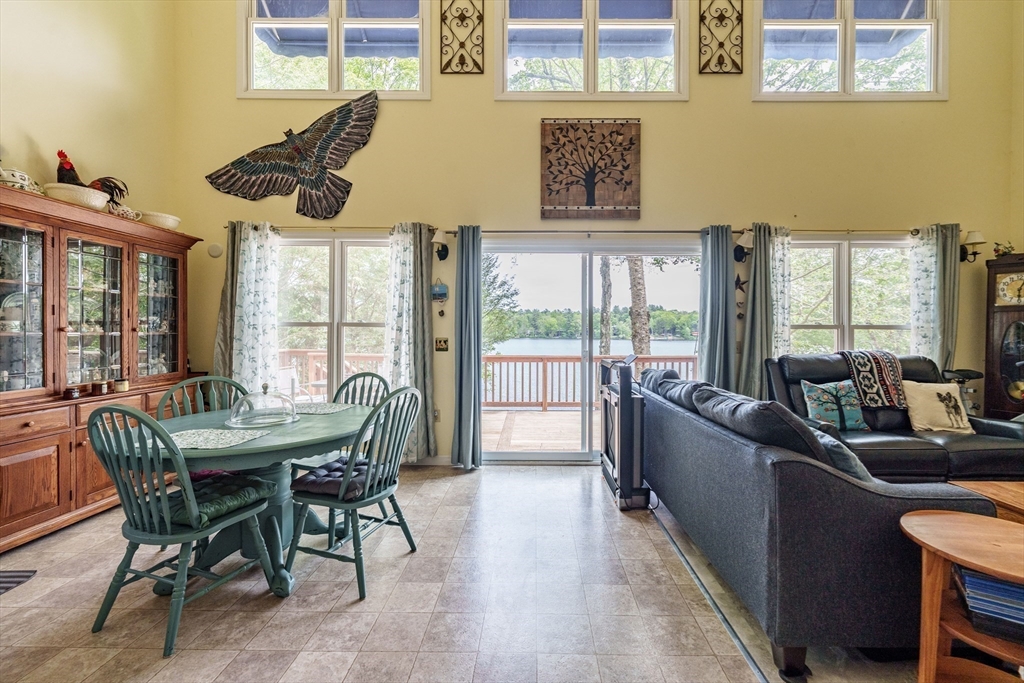 64 Porcupine Point Rd