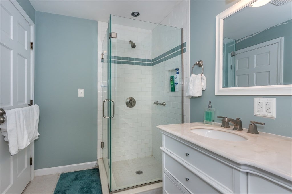 34 Avon Way, Quincy, MA, 34 Avon Way, Quincy, MA Photo #20