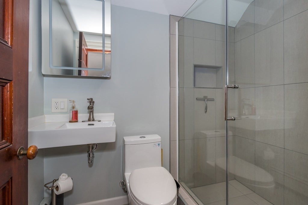 34 Avon Way, Quincy, MA, 34 Avon Way, Quincy, MA Photo #28
