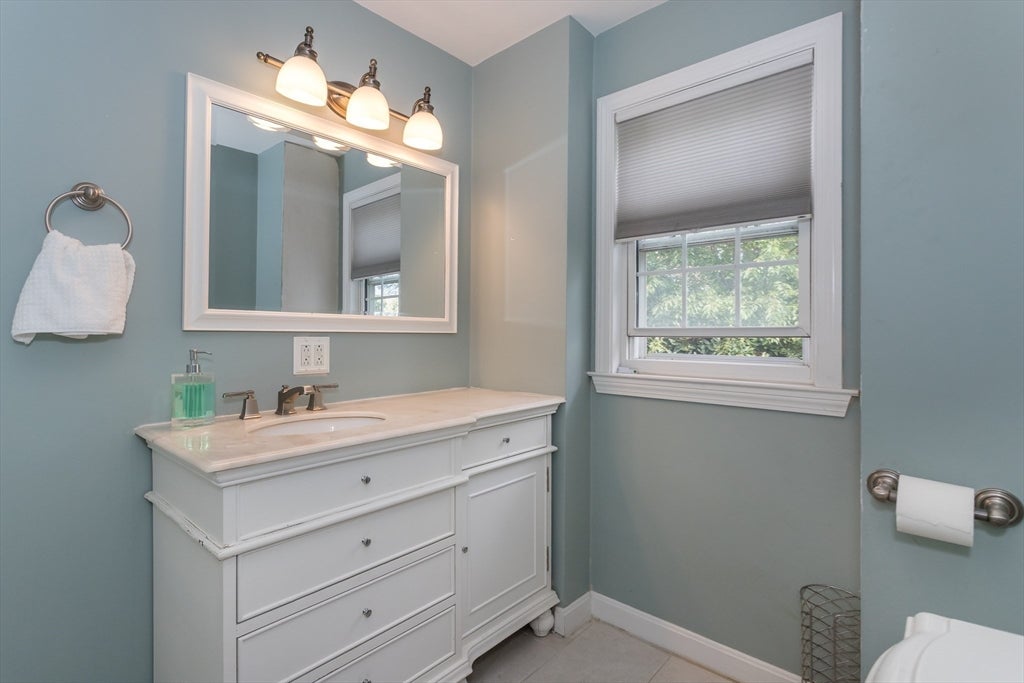 34 Avon Way, Quincy, MA, 34 Avon Way, Quincy, MA Photo #19