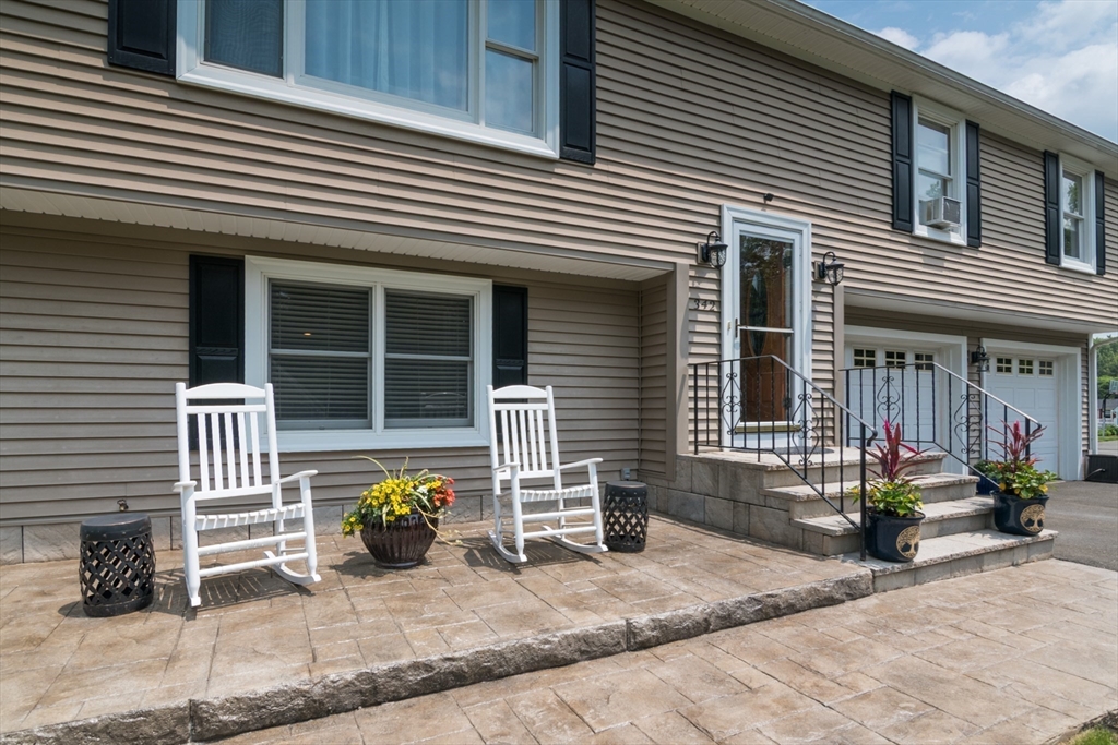 342 Barry St.