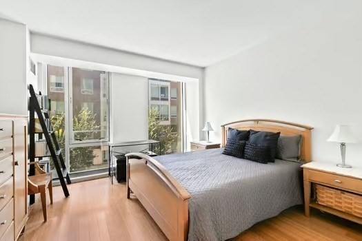 2 Earhart St. 406