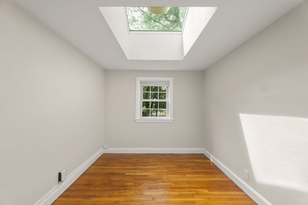 42 Elinor Road, Newton, MA Photo #14