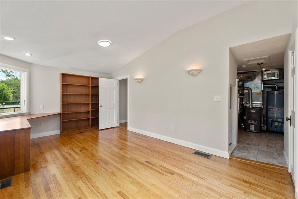 42 Elinor Road, Newton, MA Photo #19