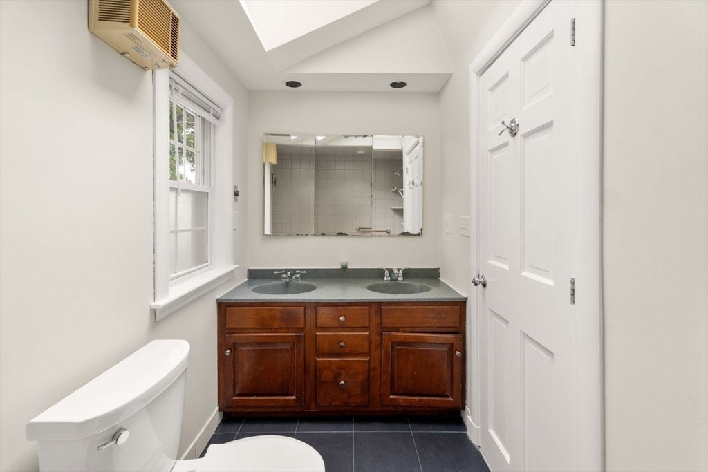 42 Elinor Road, Newton, MA Photo #32