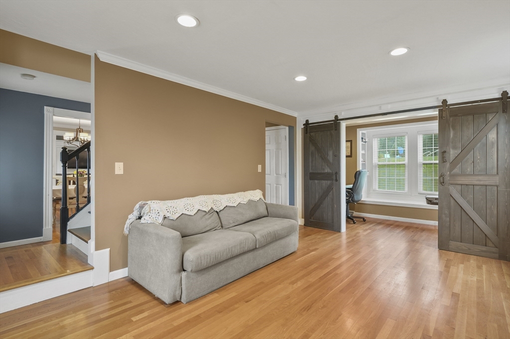37 Fox Meadow Drive