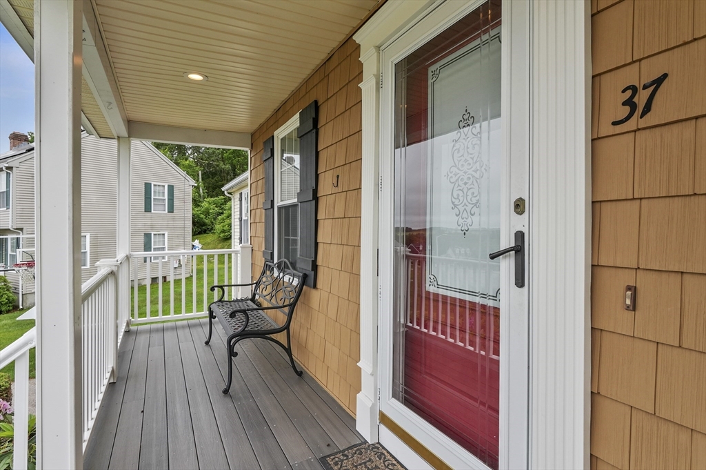 37 Fox Meadow Drive