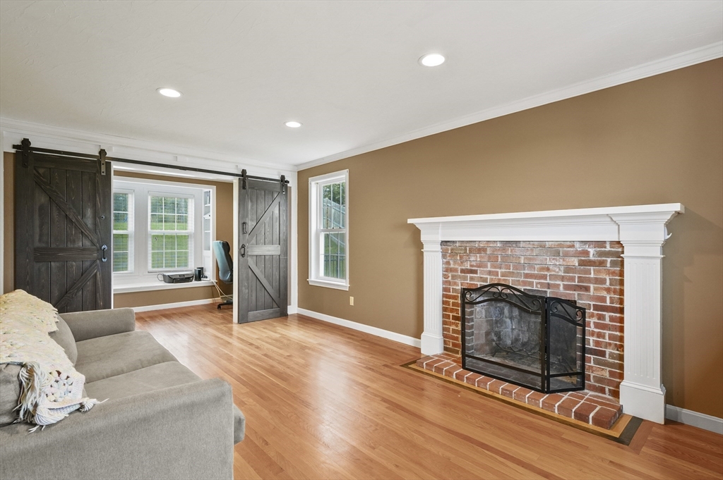 37 Fox Meadow Drive