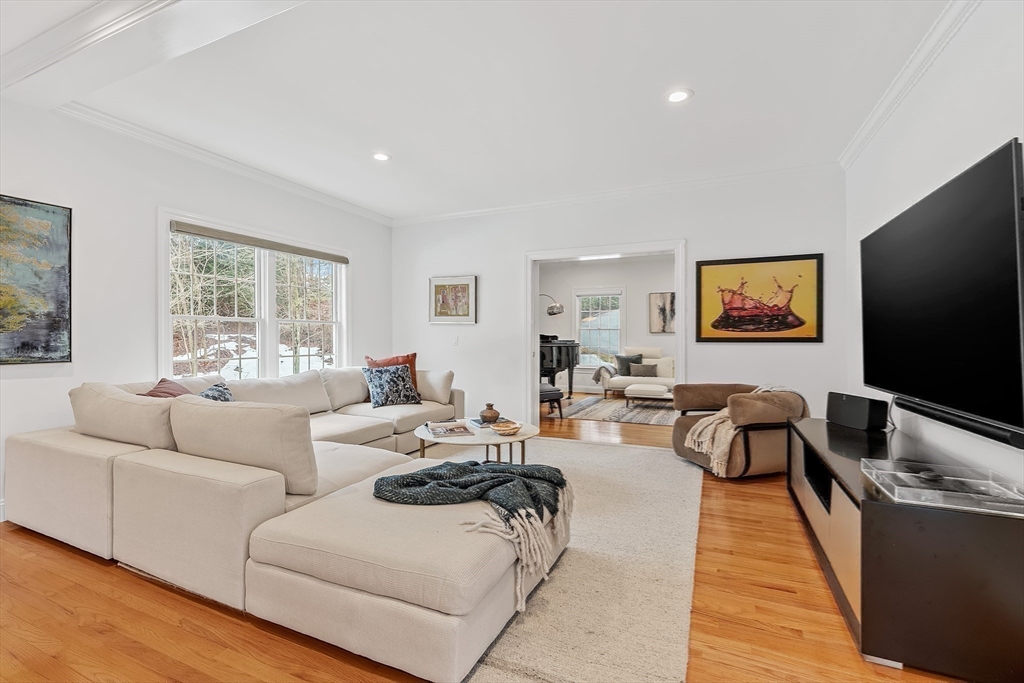 233 Rice Rd