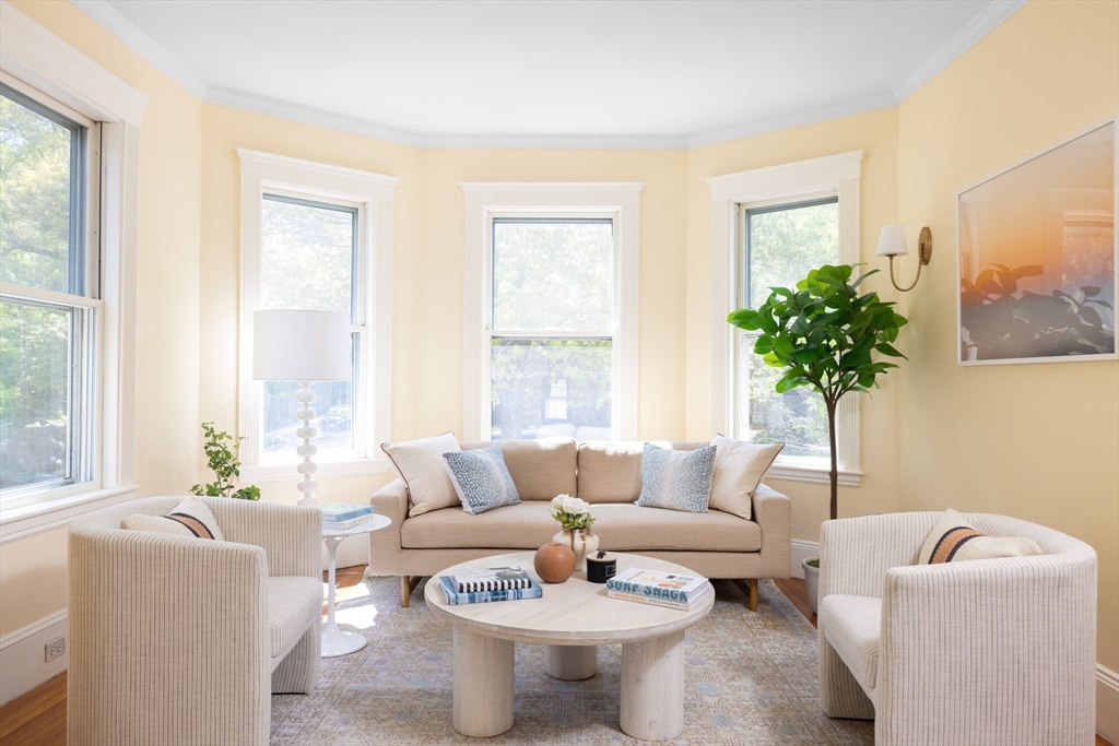 255 Walnut St #B, Brookline, MA Photo #2