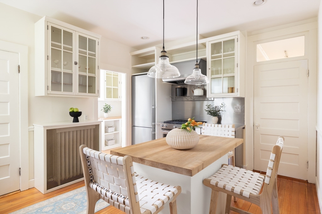 255 Walnut St #B, Brookline, MA Photo #8