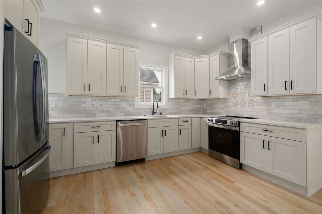 32 Manning St 2
