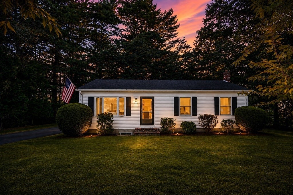 6 Keith Ave, Kingston, MA Photo #1
