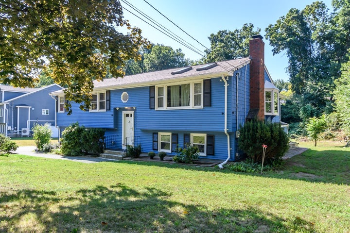 Photo 1 of 27 — 11 Mark St, Natick, MA 01760