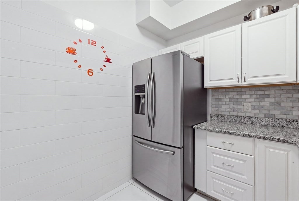 38 Carter St 107