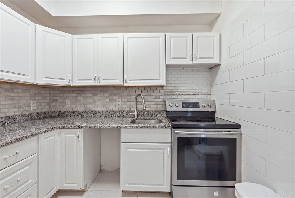 38 Carter St 107