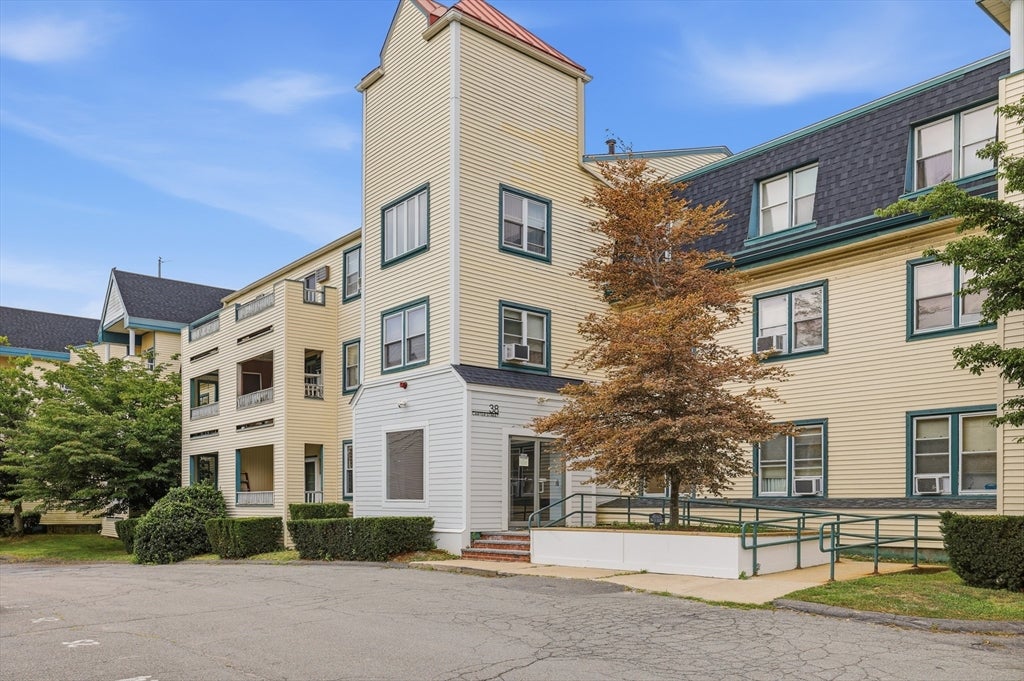 38 Carter St #107, Everett, MA, 38 Carter St #107, Everett, MA Photo #24