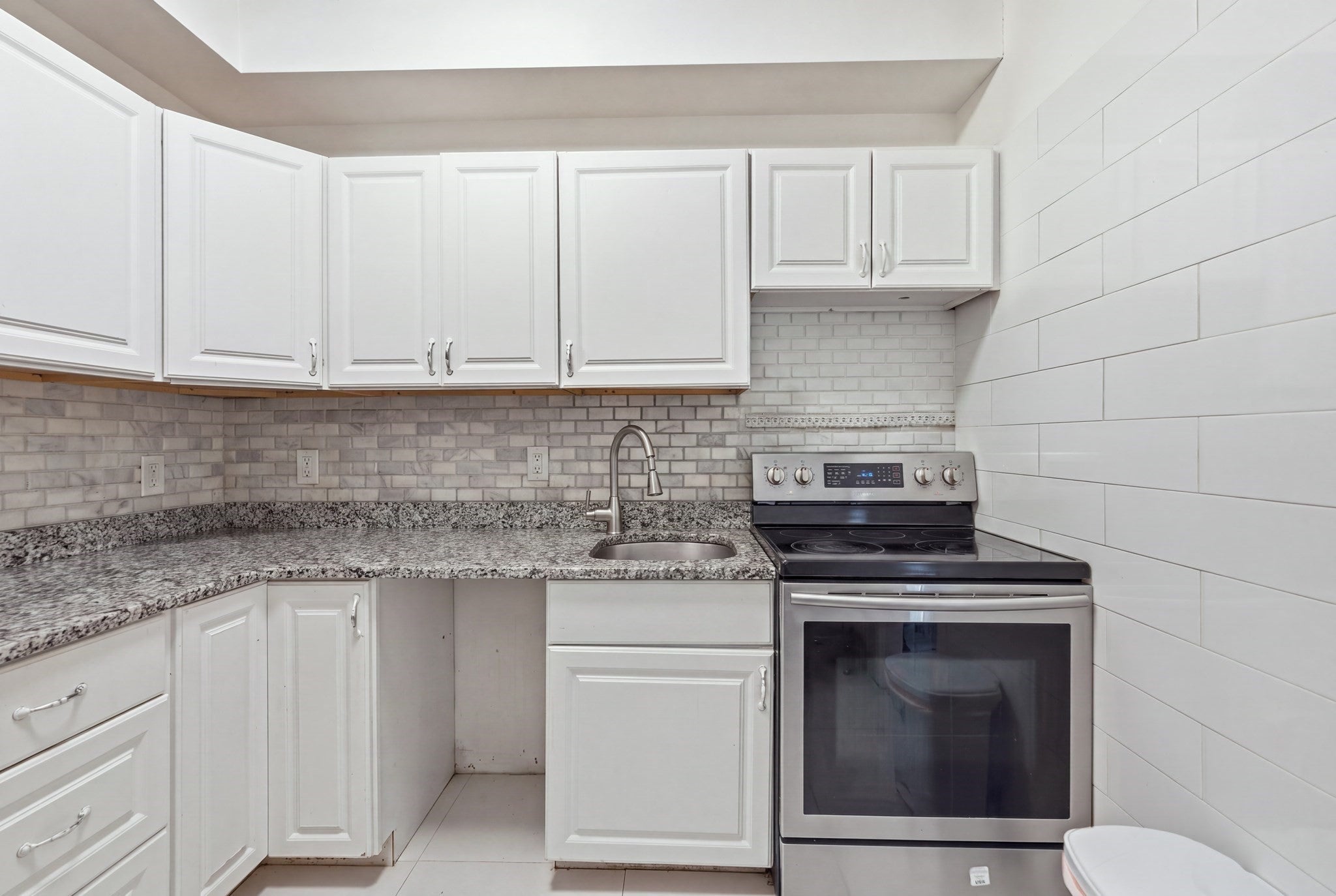 38 Carter St #107, Everett, MA Photo #5
