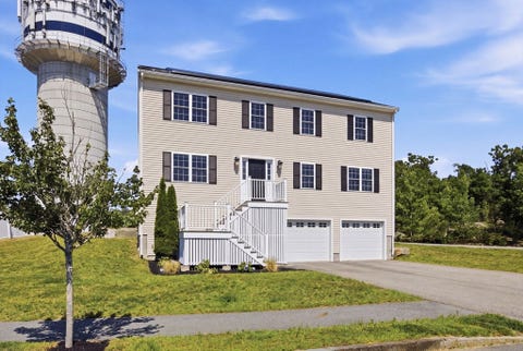 Photo of 6 Pzegeo Circle, Peabody, MA 01960 (MLS # 73553557)