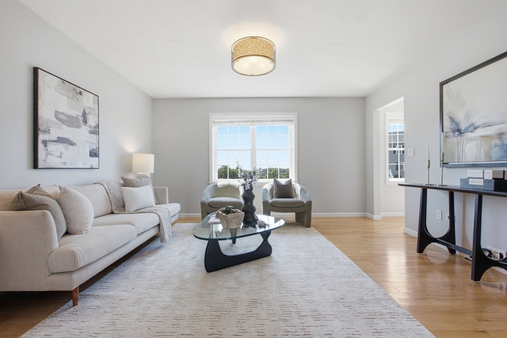 6 Pzegeo Circle, Peabody, MA Photo #11