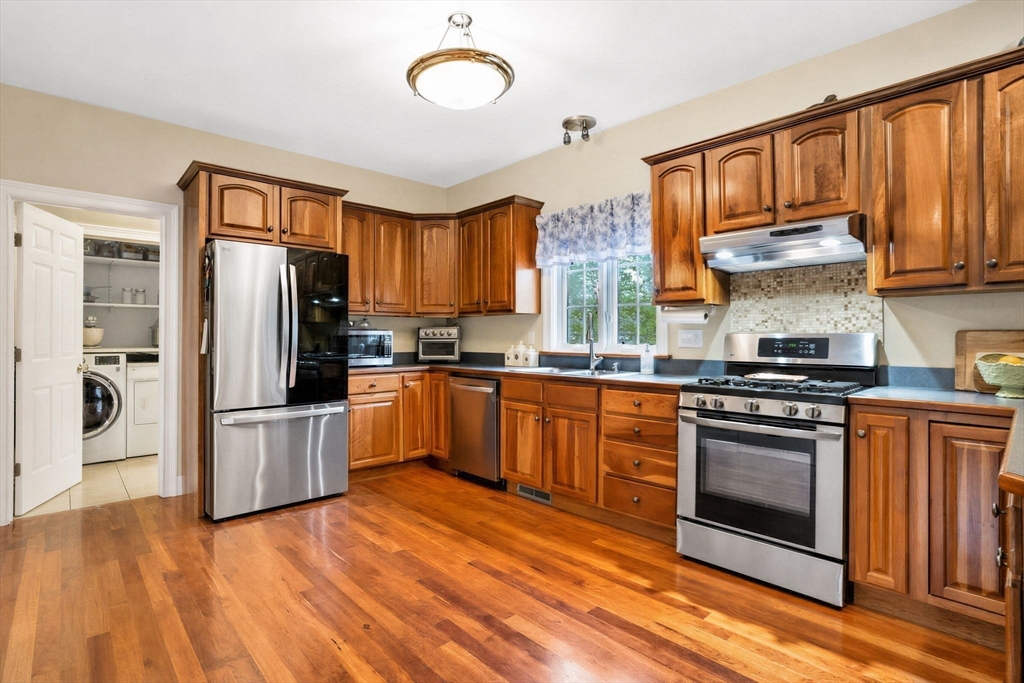 46 Gloria Drive, Westfield, MA Photo #15