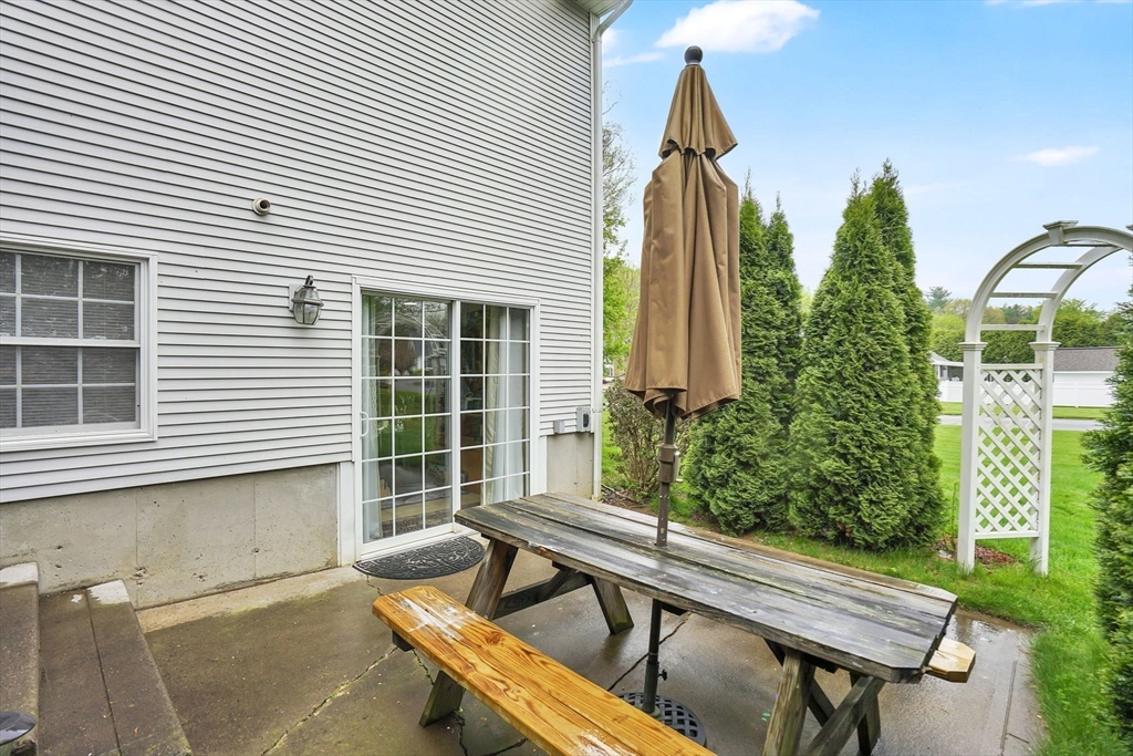 46 Gloria Drive, Westfield, MA Photo #38