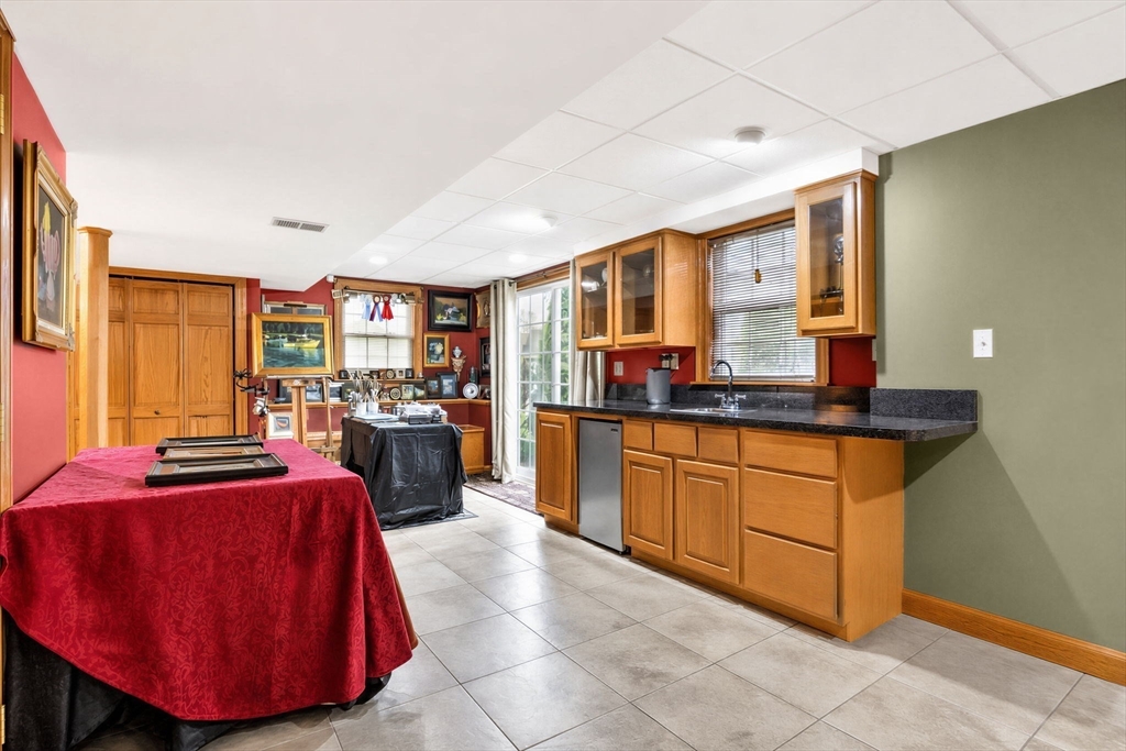 46 Gloria Drive, Westfield, MA Photo #32