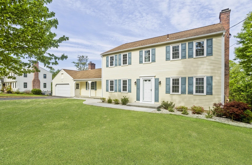 Wilbraham, Massachusetts 01095, United States, 5 Bedrooms Bedrooms, ,3 BathroomsBathrooms,Residential,Active,166248