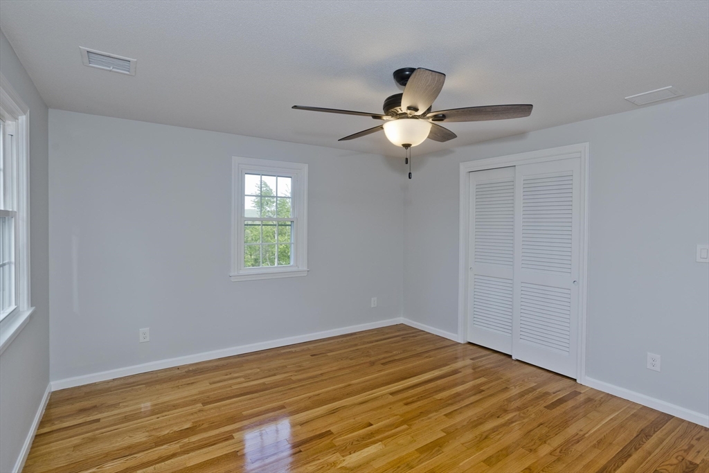 Wilbraham, Massachusetts 01095, United States, 5 Bedrooms Bedrooms, ,3 BathroomsBathrooms,Residential,Active,166248