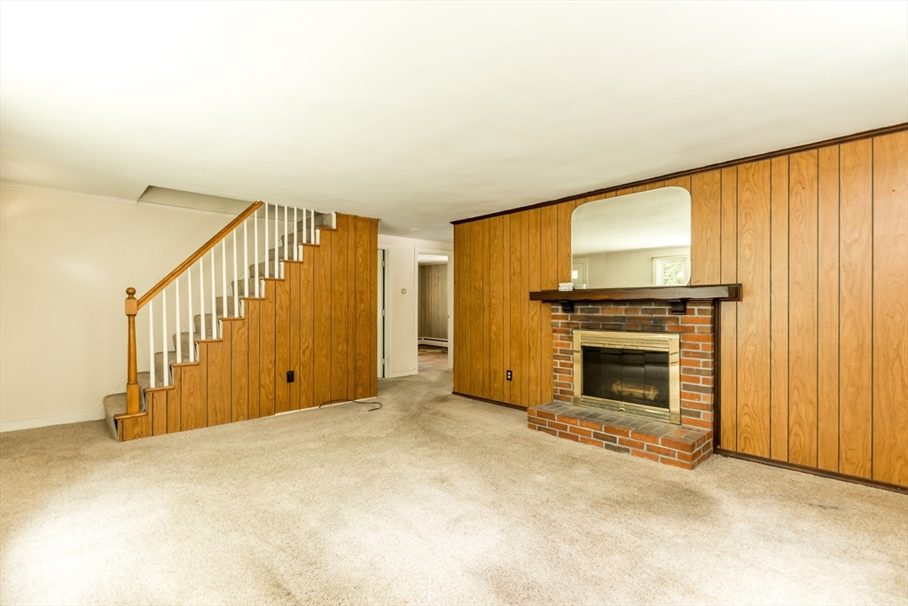 3 Yacht Club Rd