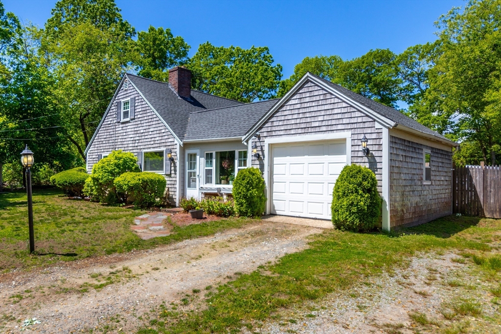 3 Yacht Club Rd