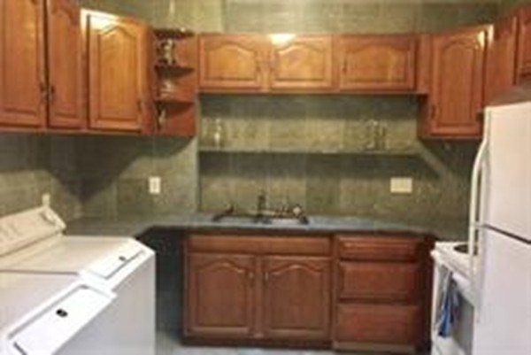49 Massachusetts Ave 2