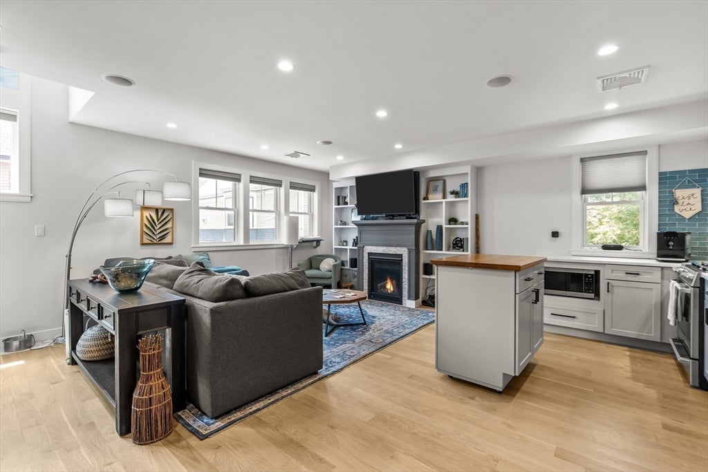47-R Harvest Street 4