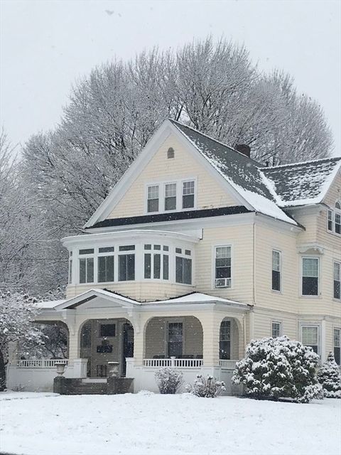 Photo of 35 Grafton St #2, Shrewsbury, MA 01545 (MLS # 73463391)