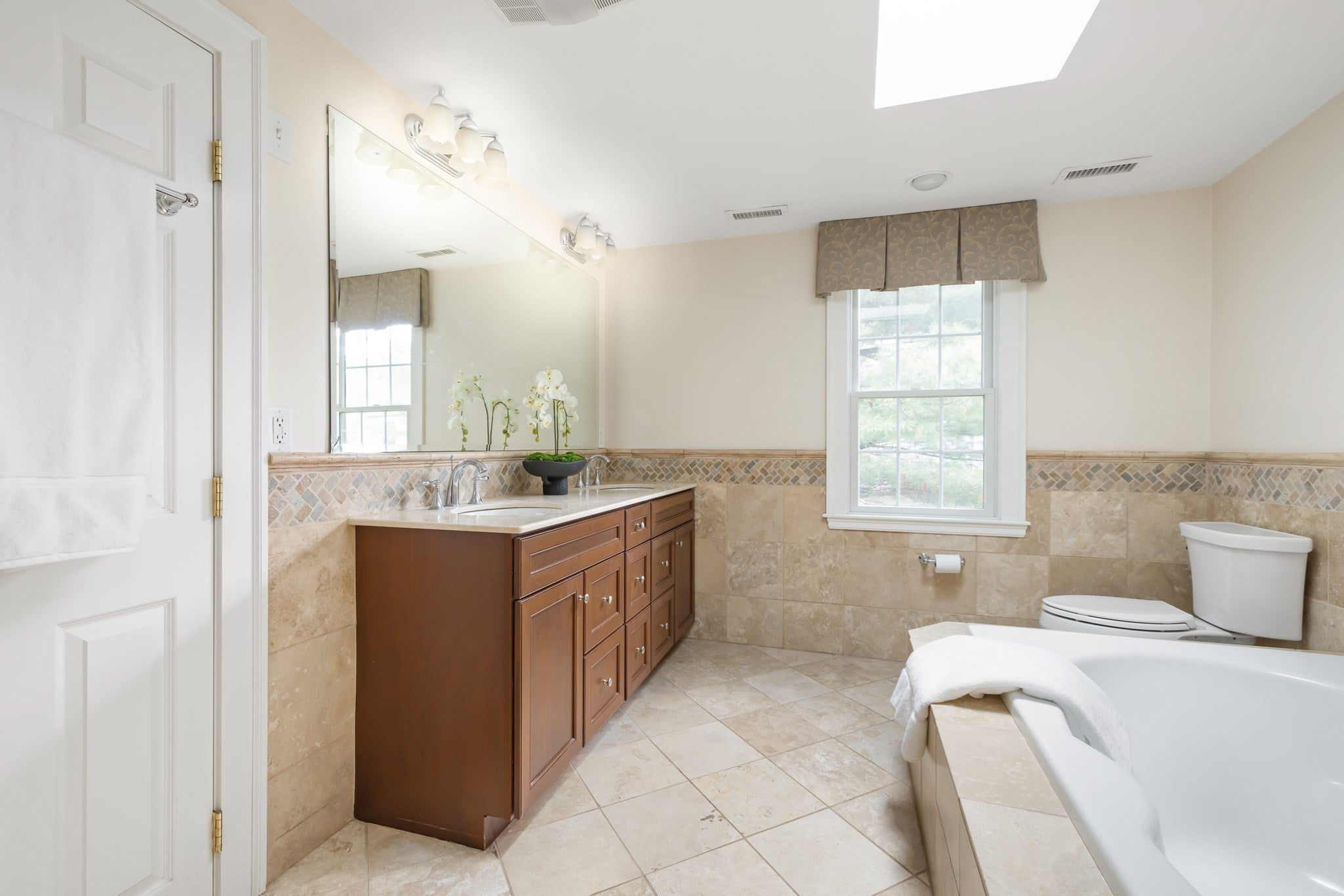 57 Douglas Rd, Needham, MA, 57 Douglas Rd, Needham, MA Photo #18