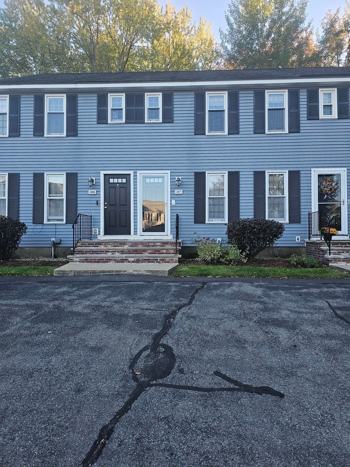 92 Swan Street 207